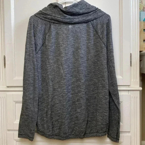 Lululemon Healthy Heart Pullover Women’s - Picture 4 of 10